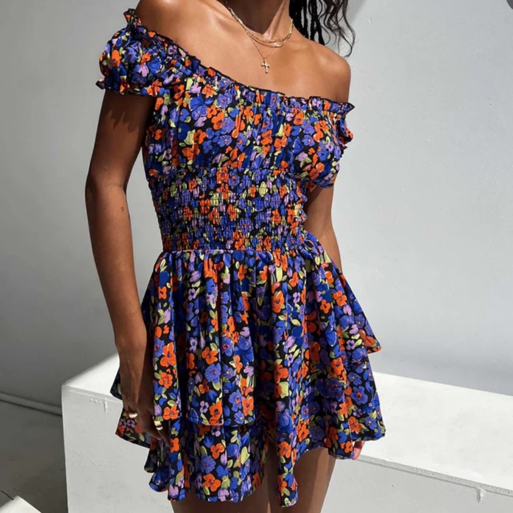 THE LOVE GALORE ROMPER BLACK FLORAL